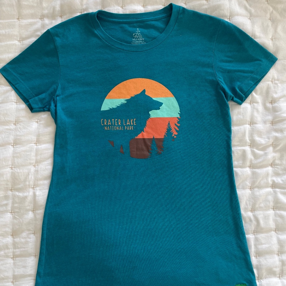 Wild Tribute Crater Lake tee NWOT